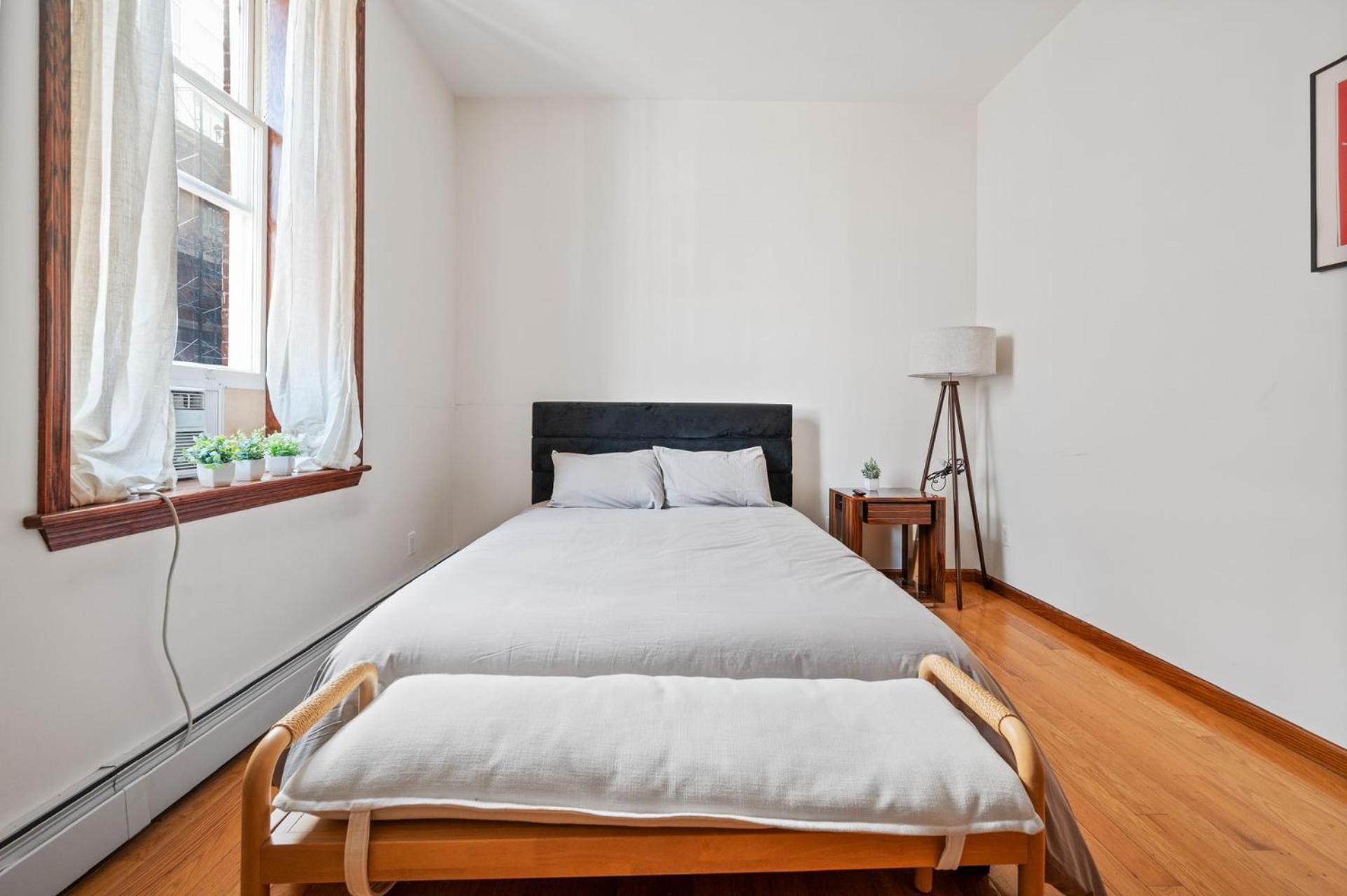 Hotel Massive Soho Loft 4 Bedrooms 2 Bath 7 Beds